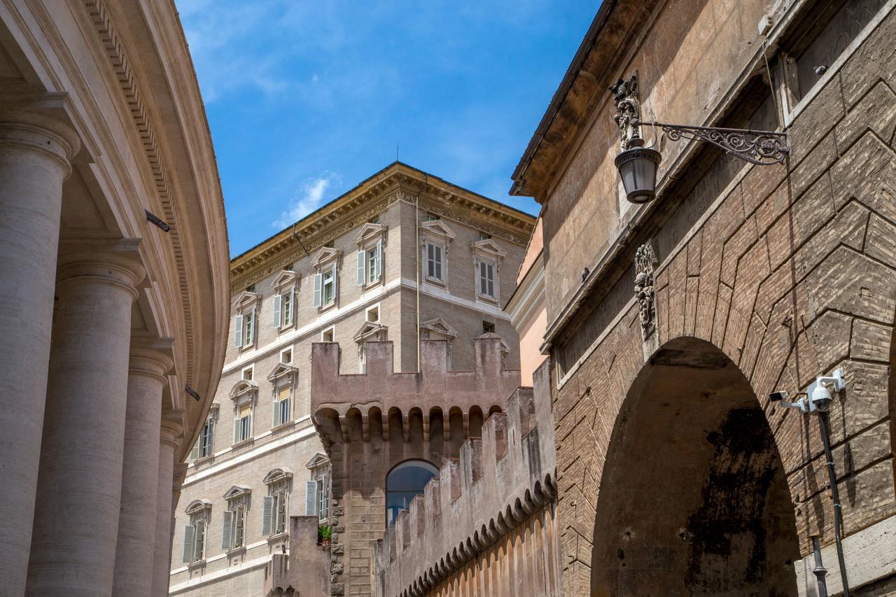 Borgo Pio Charme Apartment *